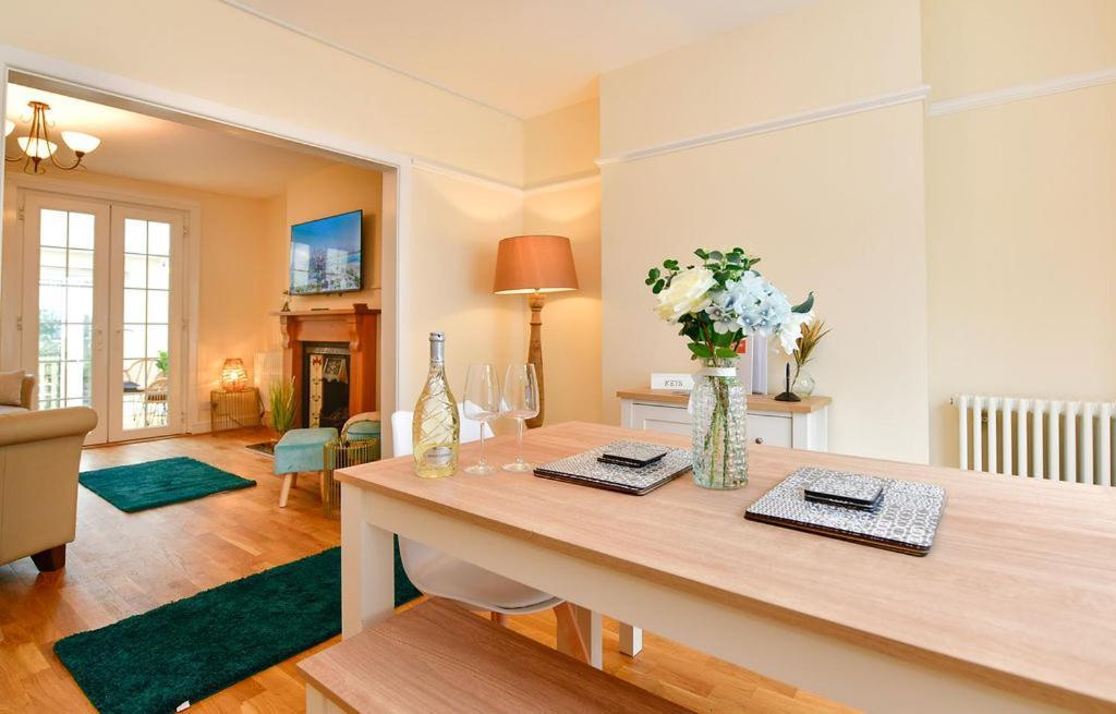 Just Stay Wales - Castle Square Cottage, Mumbles Buitenkant foto