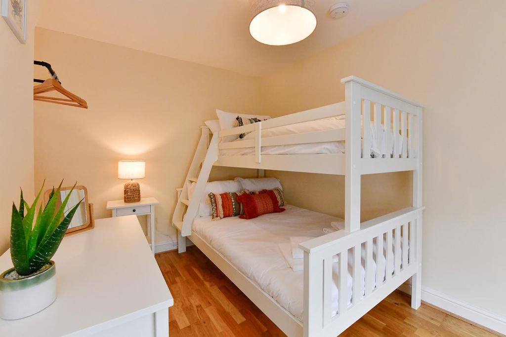 Just Stay Wales - Castle Square Cottage, Mumbles Buitenkant foto