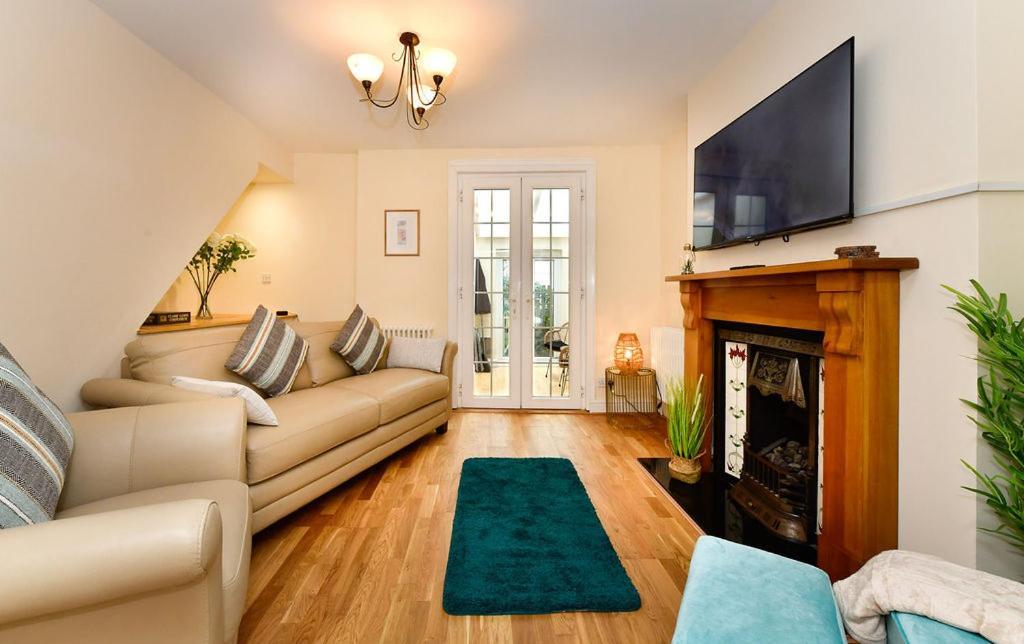 Just Stay Wales - Castle Square Cottage, Mumbles Buitenkant foto